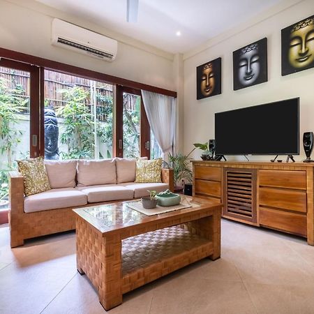 Villa Seriska Seminyak Eksteriør bilde