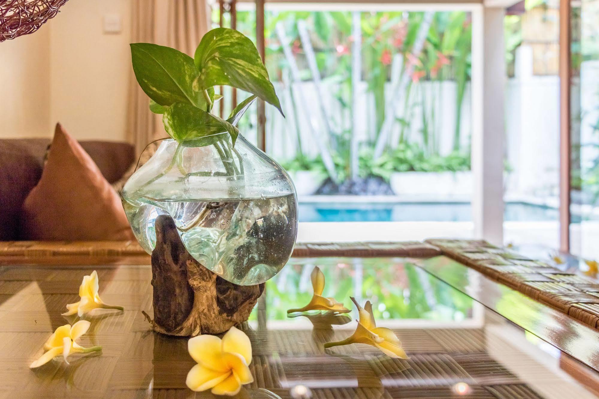 Villa Seriska Seminyak Eksteriør bilde